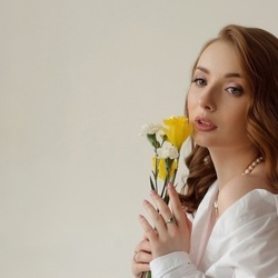 Шлюха Кира 40423